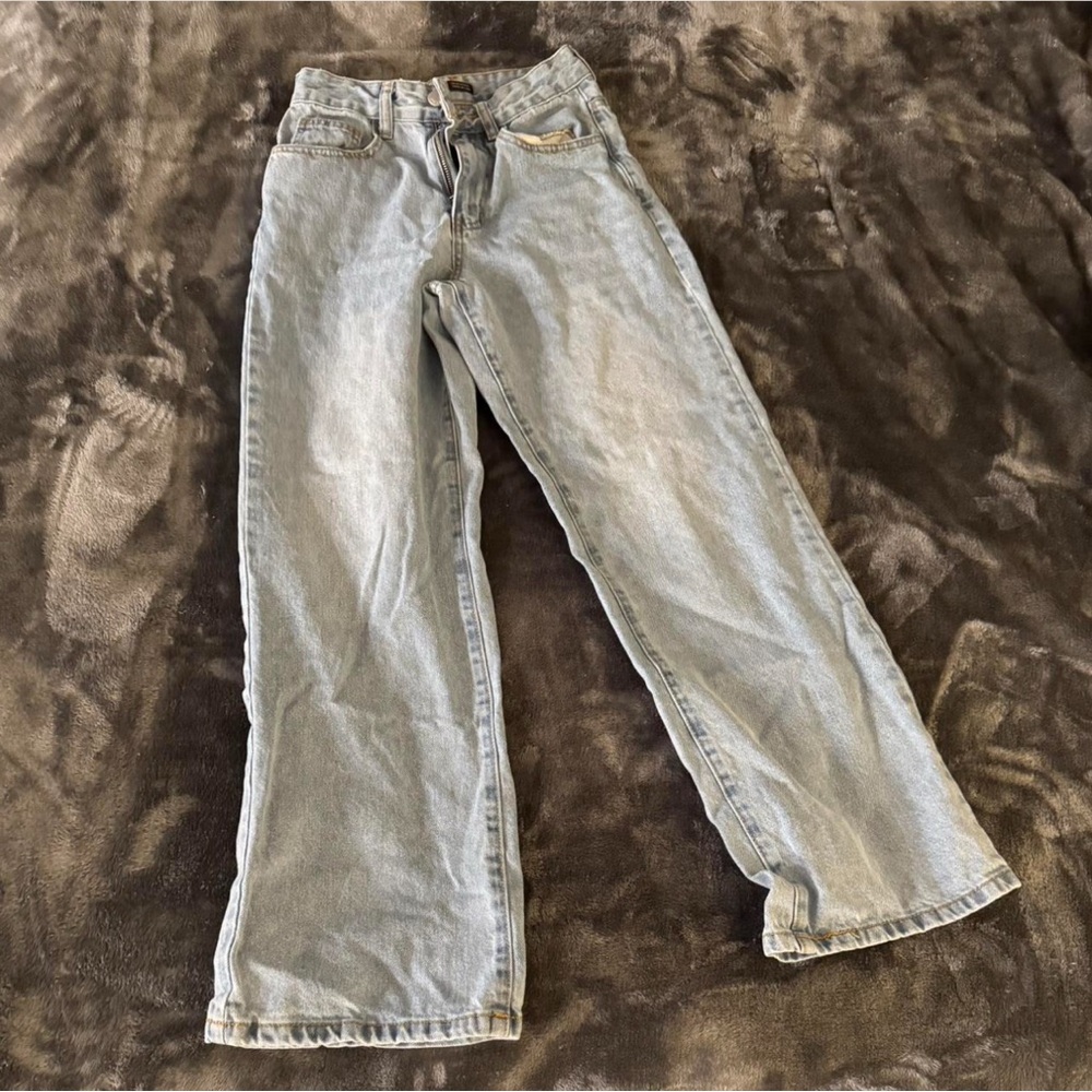SHEIN Light Blue Jeans
